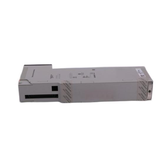 SCHNEIDER XBTF034610N